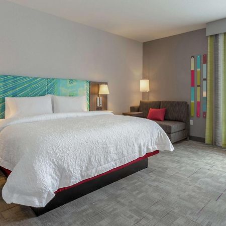 Hampton Inn & Suites Burlington Exteriör bild