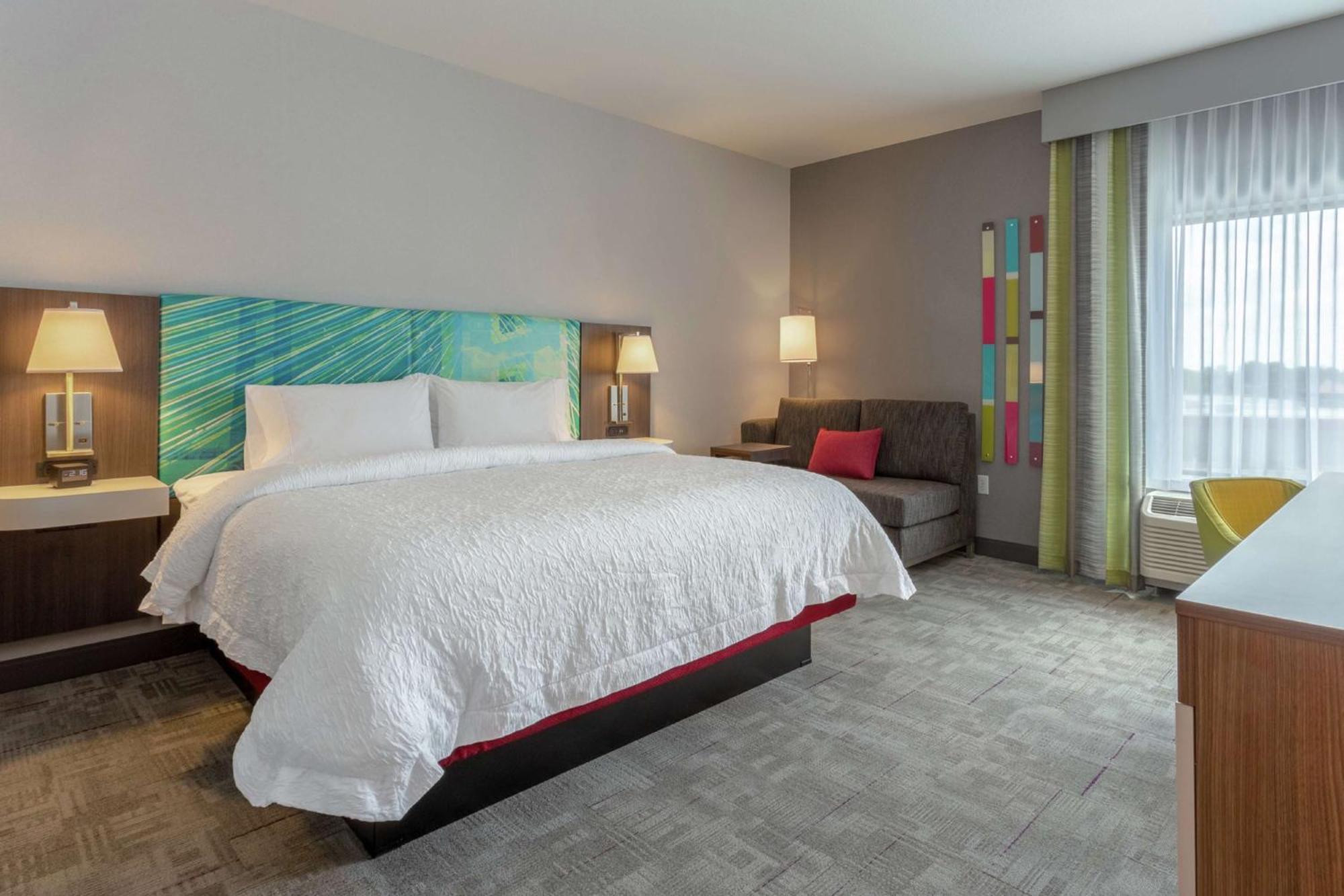 Hampton Inn & Suites Burlington Exteriör bild
