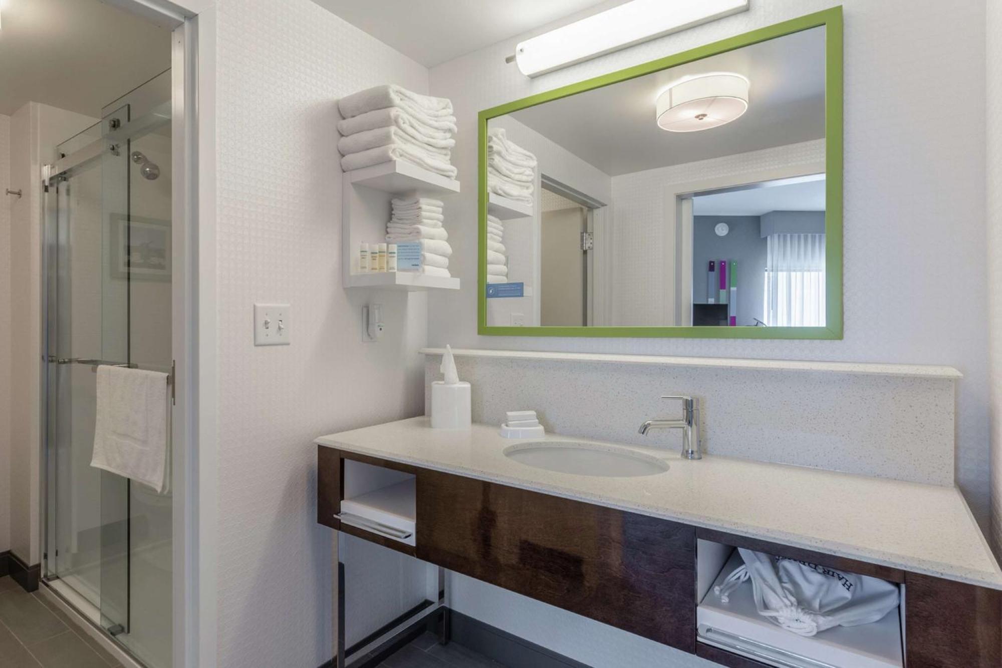 Hampton Inn & Suites Burlington Exteriör bild