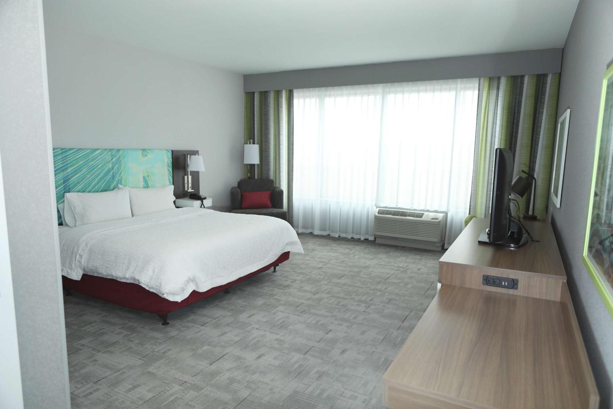 Hampton Inn & Suites Burlington Exteriör bild
