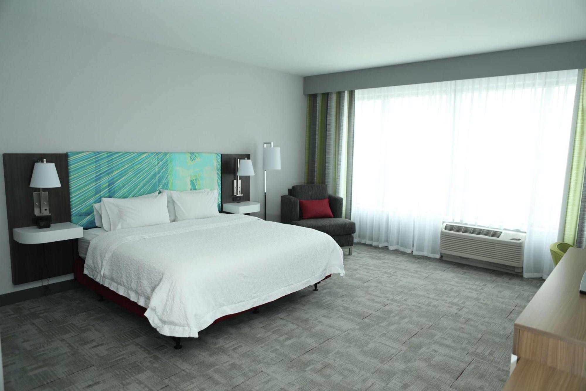 Hampton Inn & Suites Burlington Exteriör bild