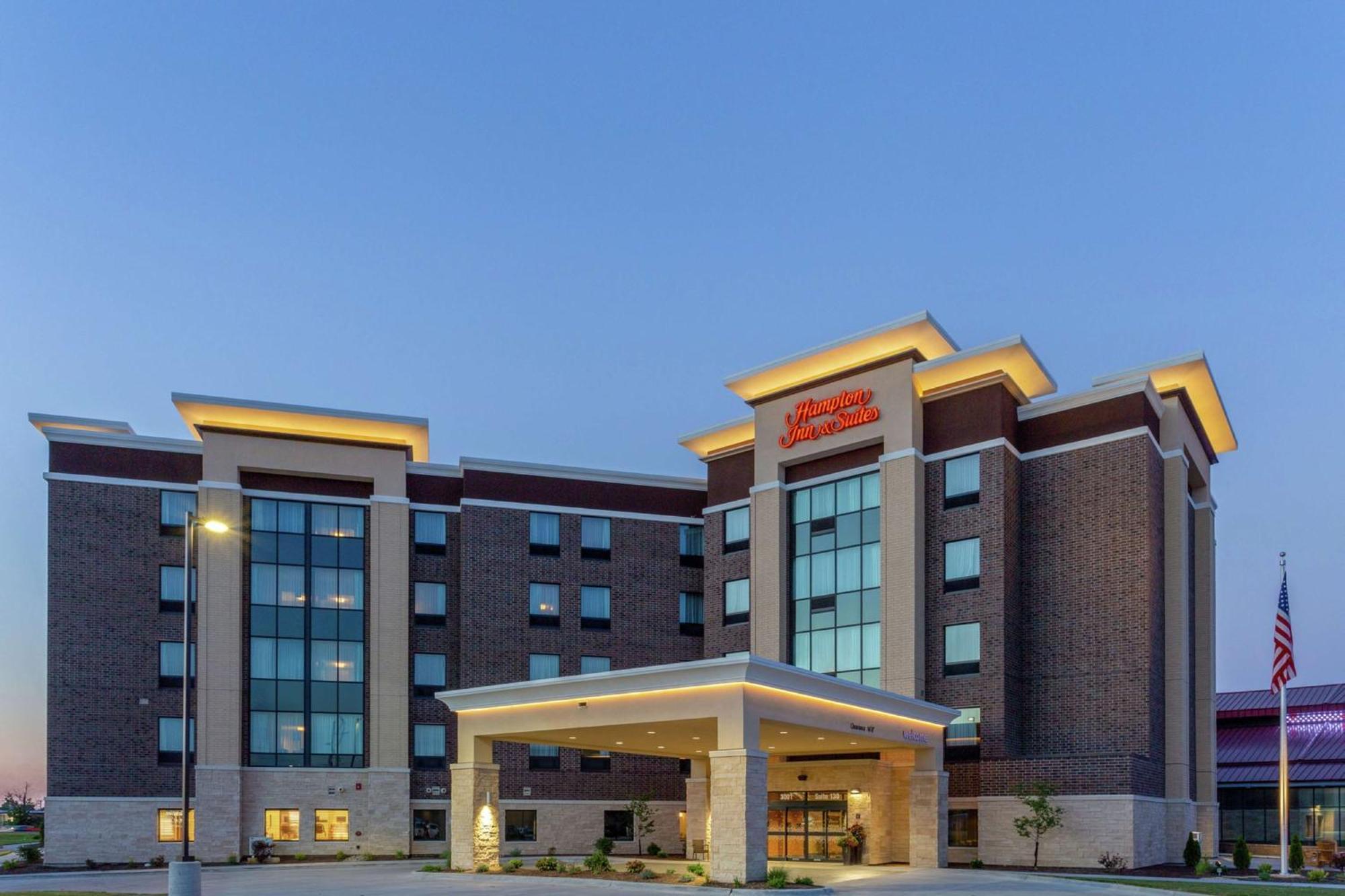 Hampton Inn & Suites Burlington Exteriör bild